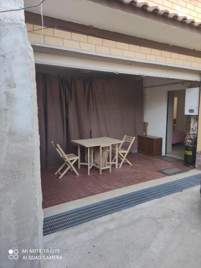Villa Giuliana Stanze Con Bagno Interno In Villa A 350 Mt Spiaggia Libera Lido Delle Sirene Anzio Luaran gambar